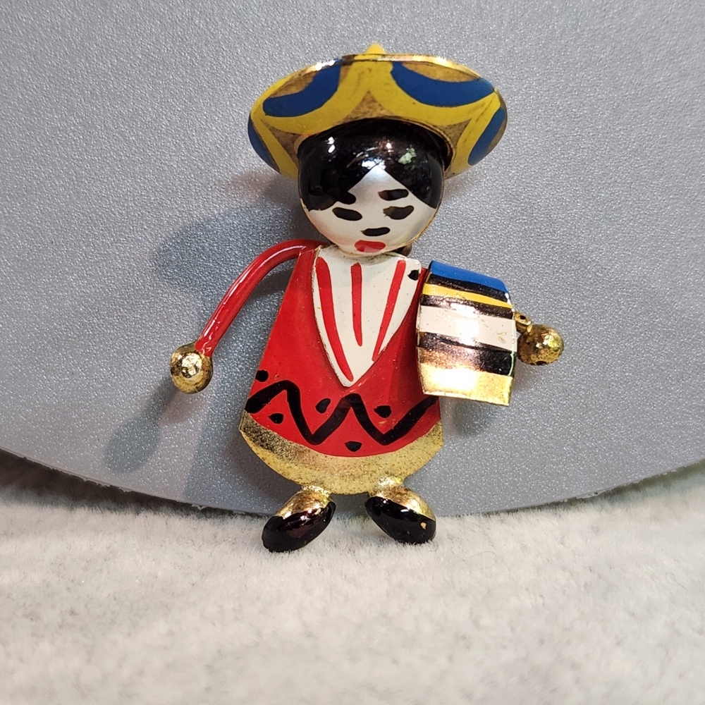 RARE ◆ Vintage Mexican-Sombrero Man "3-Dimentional" Haind-painted Brooch/ Pin